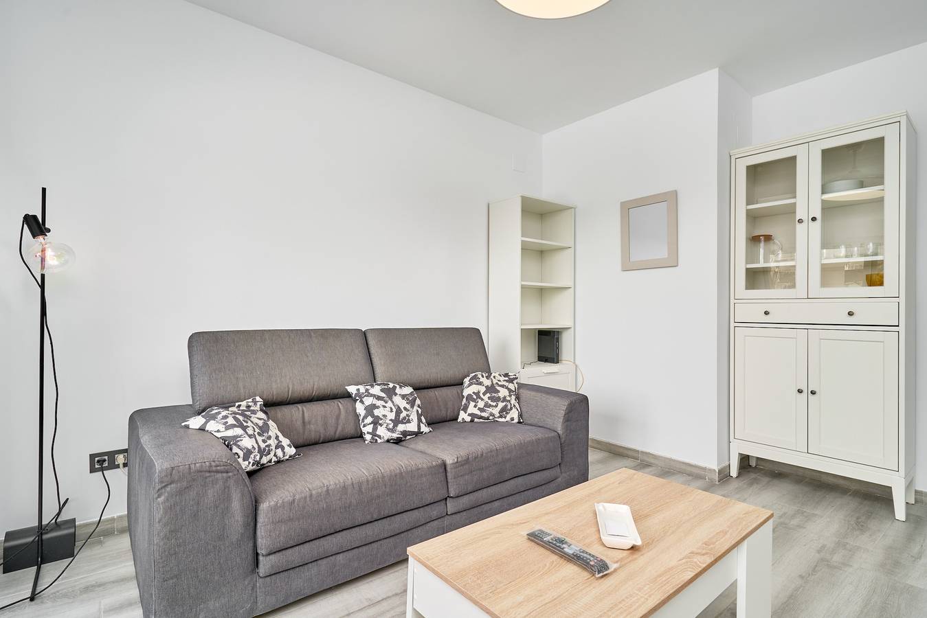 Ganze Wohnung, Ferienwohnung 'Apartamento Son De Mar Gondolas' mit Meerblick, Gemeinschaftspool und Wi-Fi in Playa Puerta del Mar, Almuñecar