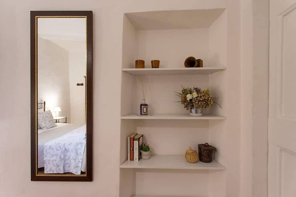 Apartamento entero, Apartamento Datini en Toscana (2 personas, 5 personas - Wifi - Terraza - Garaje) in Prato, Provincia de Prato