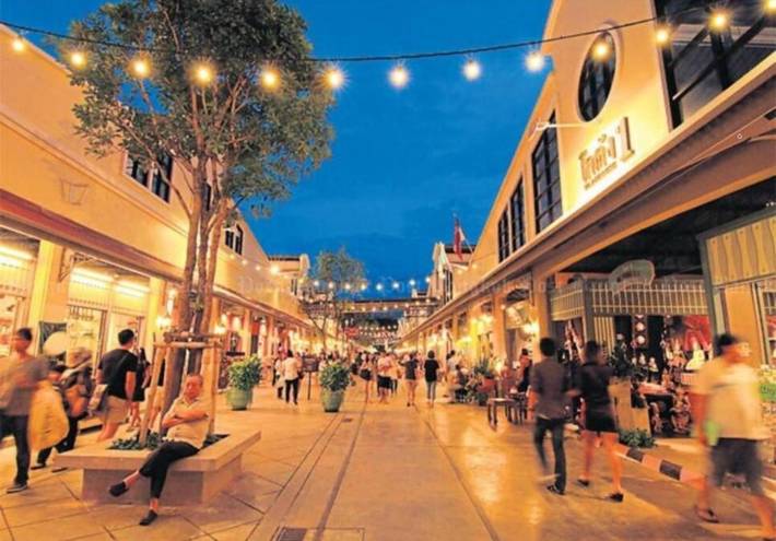 Villa voor 4 personen, met whirlpool en balkon in Bangkok