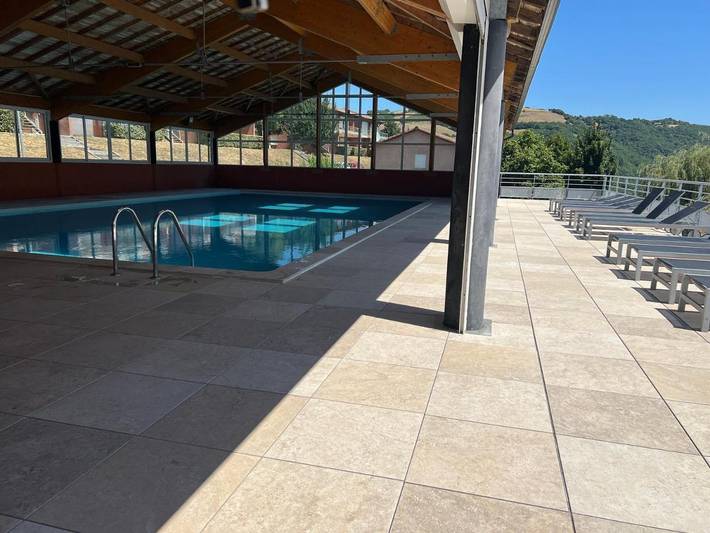 Gîte pour 4 personnes, avec balcon ainsi que piscine et vue à Trébas - 4