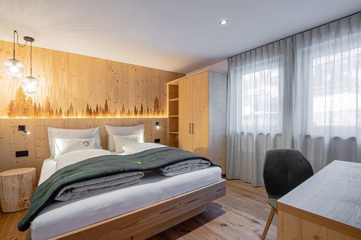 Ganze Wohnung, Ferienwohnung "Biohof Ruances Bosch" mit Bergblick, privater Terrasse und WLAN in Costadedoi, Abtei