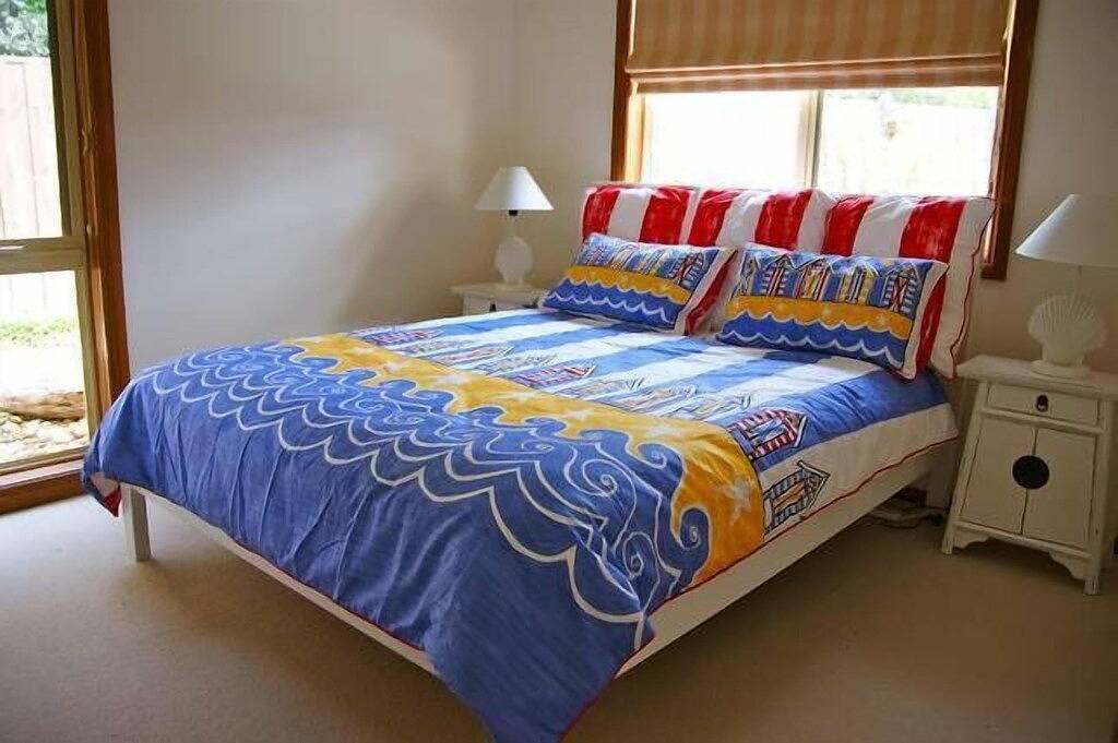 Holiday Home for 10 People in Inverloch, Bass Coast Shire