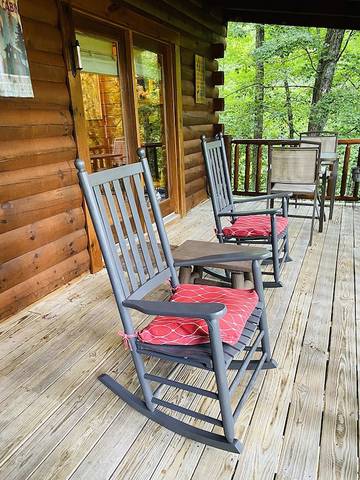 Chalet for 4 Guests in Sevier County, Picture 1