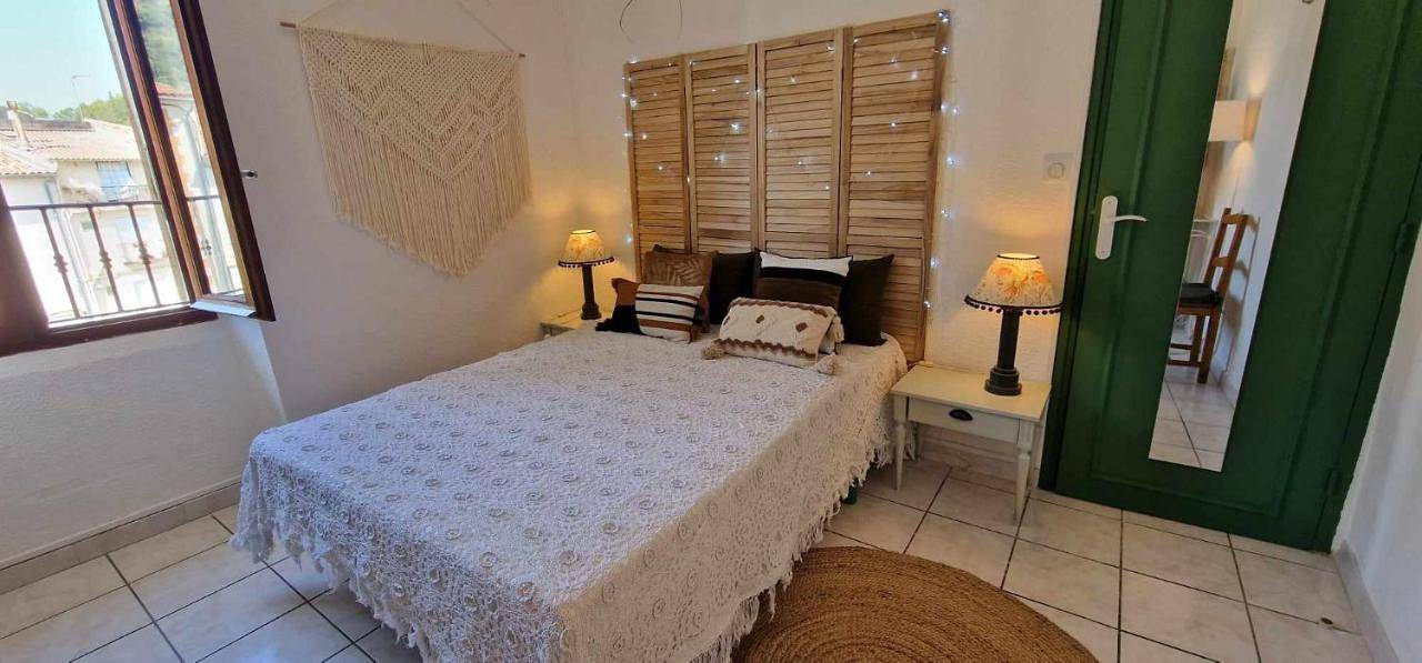 Appartement entier, One-Bedroom Apartment in Clermont-l'Hérault, Région de Lodève