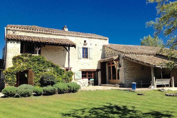 Location de vacances pour 4 personnes, avec Terrasse et Jardin à Belmontet