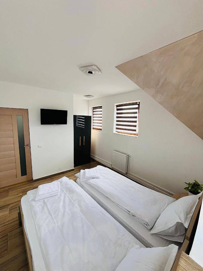 Maison d’hôte pour 4 personnes, avec vue et terrasse, animaux acceptés à Brașov - 3