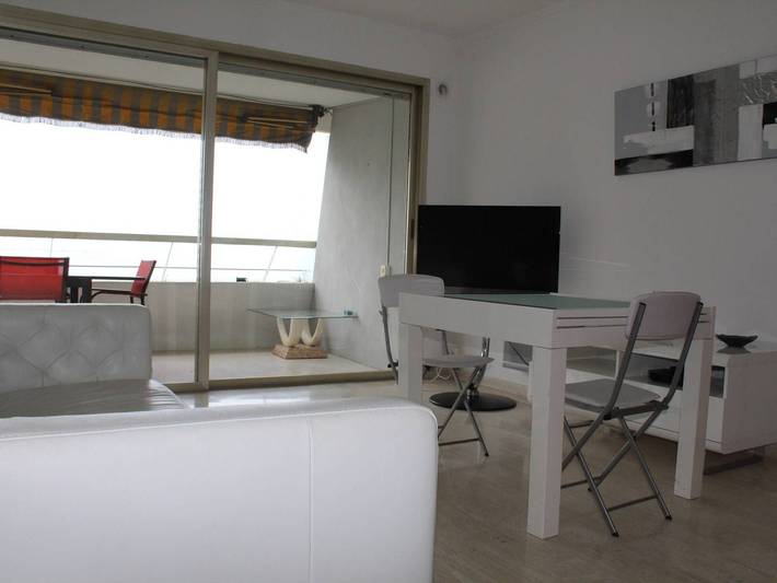 Appartement entier, Villeneuve-Loubet : Appartement avec Terrasse, Climatisation et Garage in Villeneuve-Loubet Plage, Villeneuve-Loubet