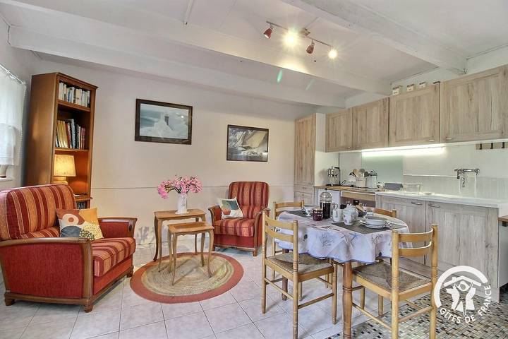 Gîte pour 2 personnes, avec jardin