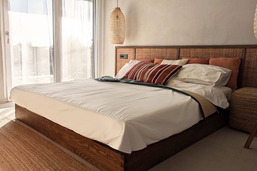 A Luxurious Mediterranean Escape on a Serene Island - Garden Haven Room /1 in Drvenik Mali und Veli