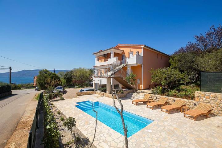 Ferienwohnung für 3 Personen, mit Balkon und Balkon/Terrasse sowie Terrasse in Pinezici