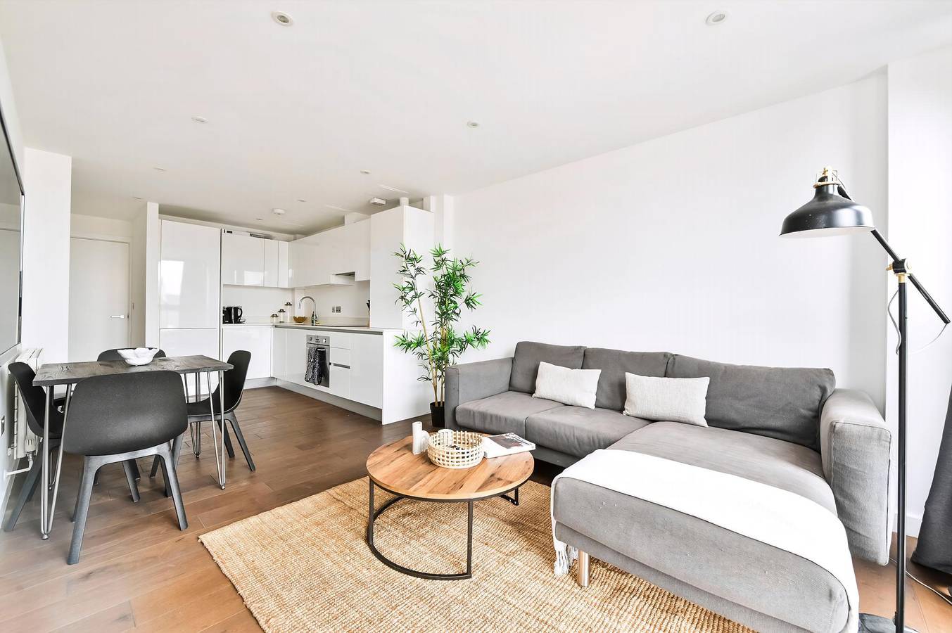 Entire apartment, Guestready - Modern designed home in London in Brent, London