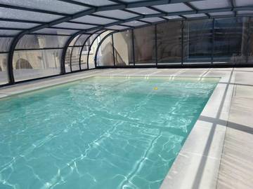 Gîte pour 7 personnes, avec balcon ainsi que jacuzzi et piscine à Grillon