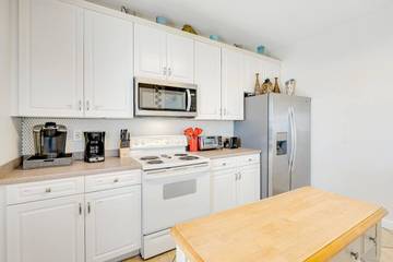 Vacation Rental for 10 Guests in Fort Morgan, Mobile Bay, Picture 1