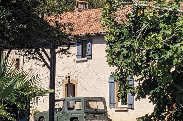 Location de vacances pour 10 personnes à Saint-Pardoux-et-Vielvic