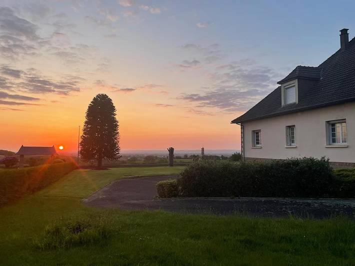 Location de vacances pour 6 personnes, avec vue et terrasse à Le Teilleul - 3