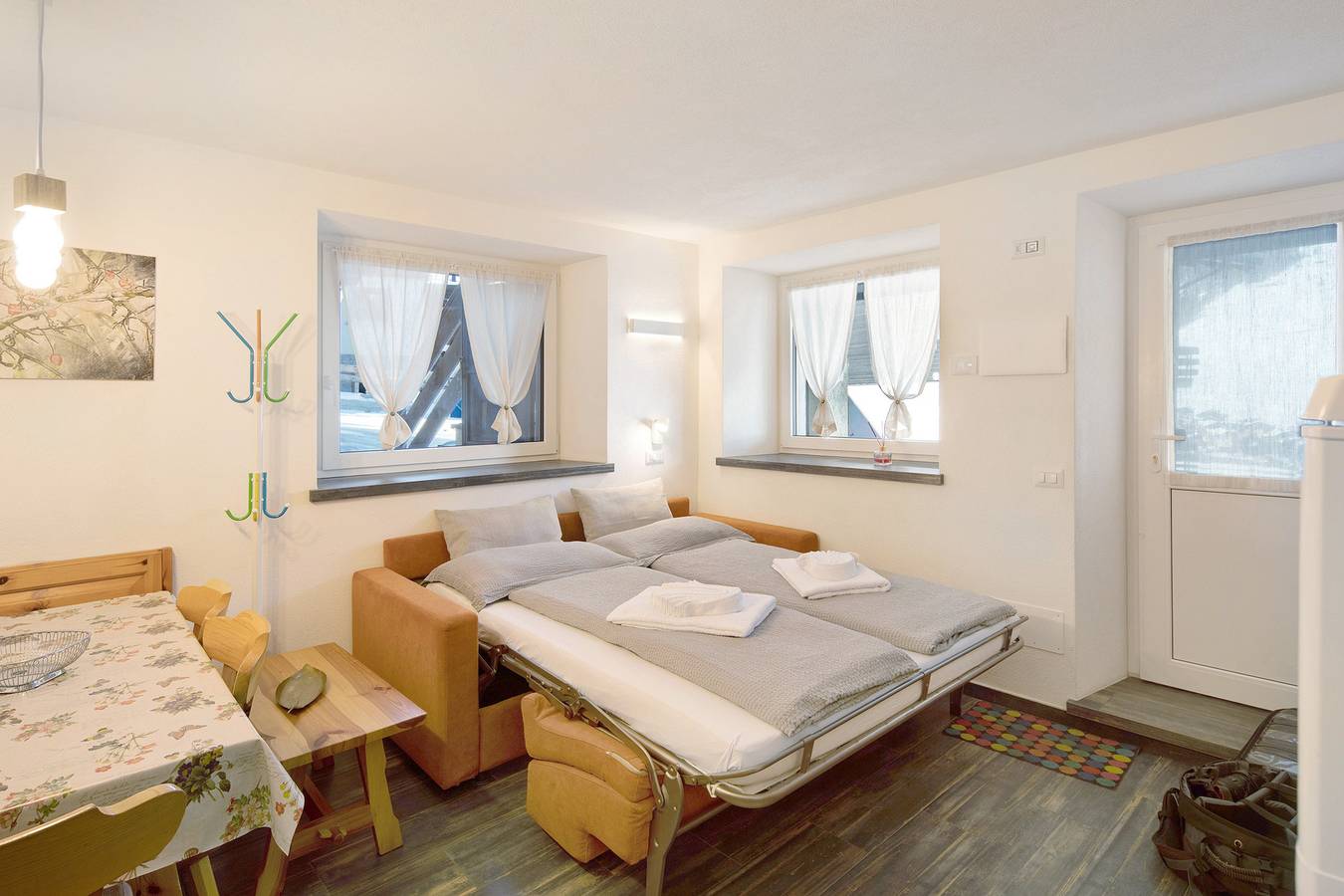 Ganze Wohnung, Ferienwohnung "Dragorosa" mit Bergblick, Gemeinschaftsterrasse & Wlan in Teola, Livigno