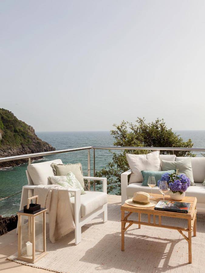 Casa rural para 21 personas, con Balcón y Terraza además de Jardín y Piscina en Val de San Vicente