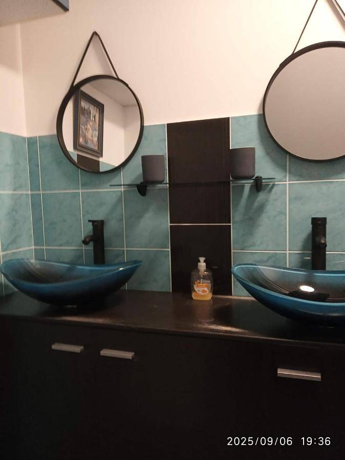 Gîte pour 11 personnes, avec terrasse à Luzy - 2