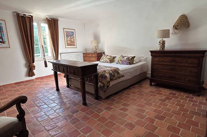 Location de vacances pour 10 personnes, avec jardin à Beaumont-de-Pertuis - 2