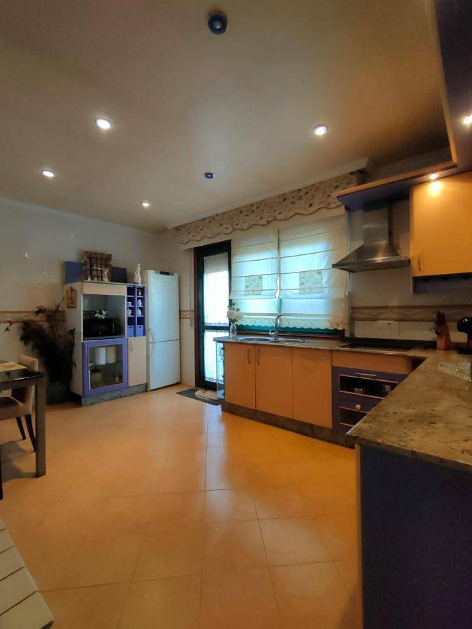 Chalet para 8 personas, con vistas y jardín en Comarca de Vigo - 2