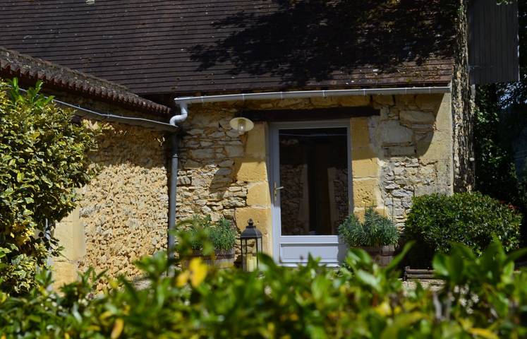 Location de vacances pour 2 personnes, avec jardin et piscine à Saint-Cybranet - 3