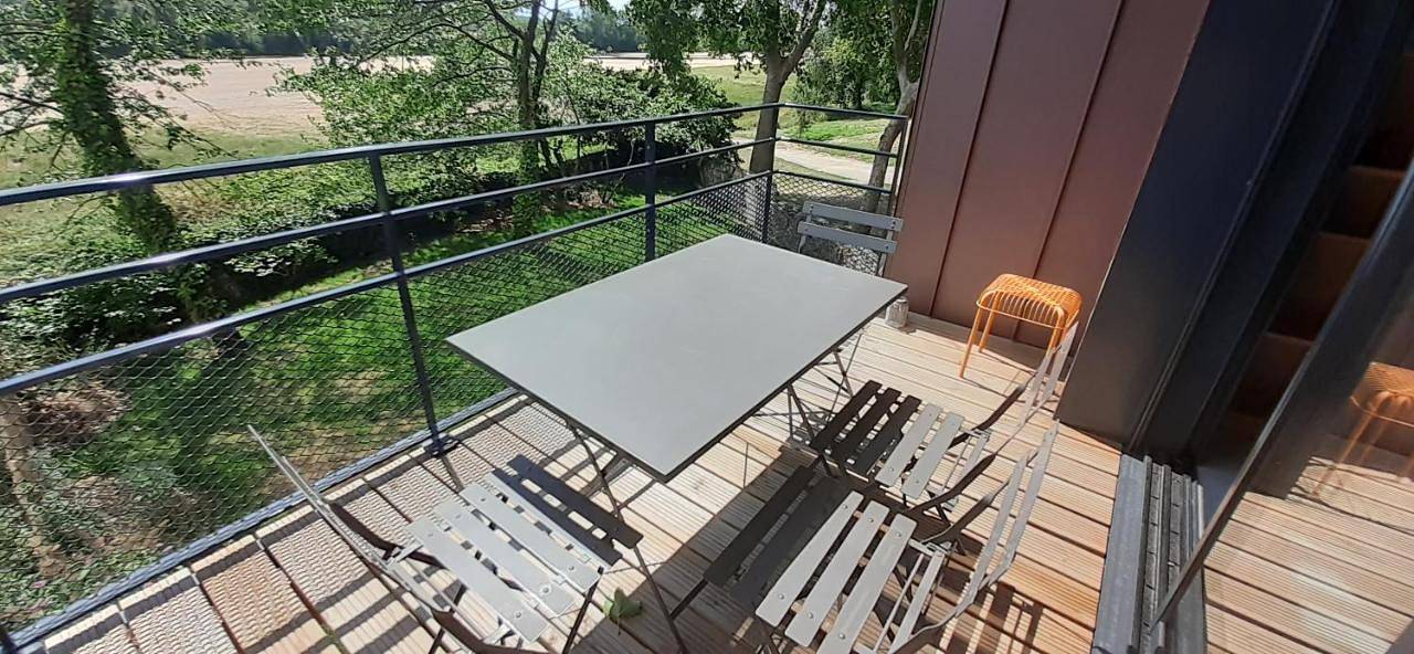 Appartement entier, Apartment with Terrace in Les Ponts-de-Cé, Région d'Angers