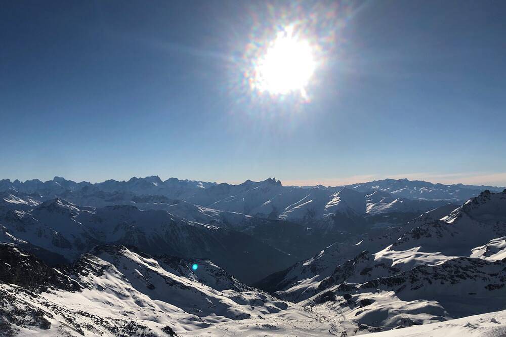 Entire apartment, Télésiège des 3 Vallées Val Thorens Orelle in Orelle, Saint-Jean-de-Maurienne region