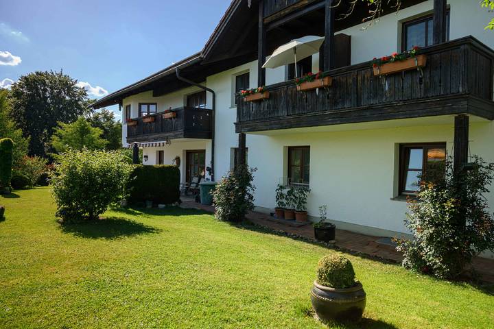 Ferienwohnung für 2 Personen, mit Terrasse und Seeblick in Seebruck - 3