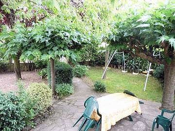 Gîte pour 6 personnes, avec jardin et terrasse, animaux acceptés dans l' Hérault - 3