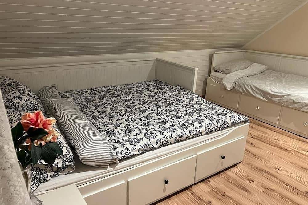 Ganze Wohnung, Schöne 2 Zimmerwohnung mit kostenlosem Parkplatz in Siegen, Kreis Siegen-Wittgenstein