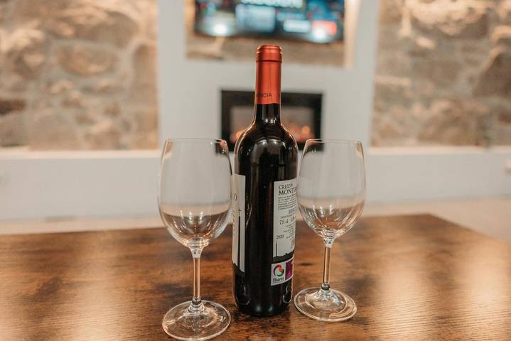 Casa de vacaciones para 5 personas, con jacuzzi además de jardín y piscina en Provincia de Orense - 4