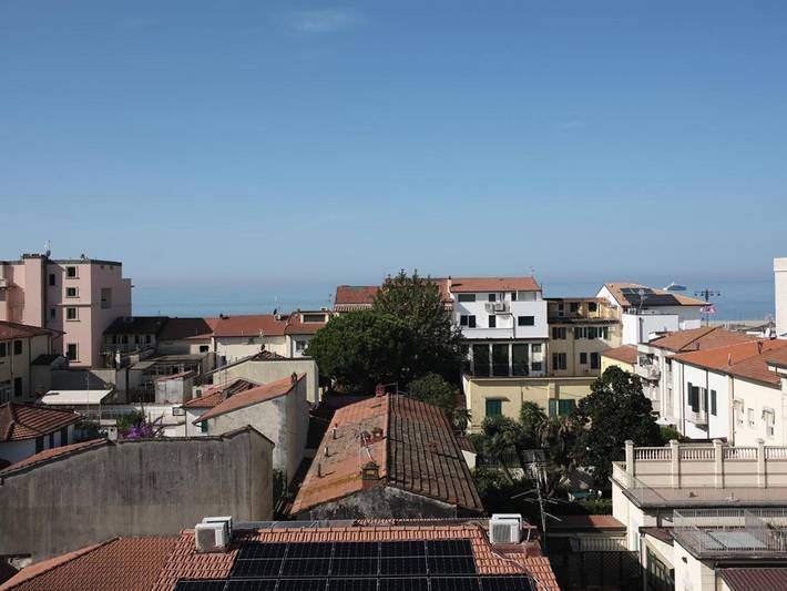 Chambre d’hôte pour 3 personnes, avec terrasse et jardin, animaux acceptés à Viareggio - 4