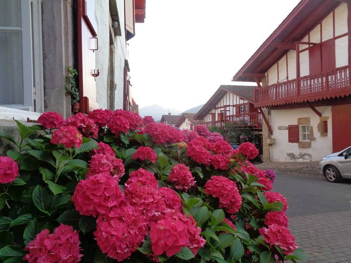 Gîte pour 2 personnes, avec jardin à Sare - 4