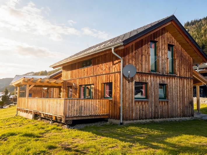 Ferienhaus für 8 Personen, mit Terrasse und Whirlpool sowie Sauna und Garten in Murtal