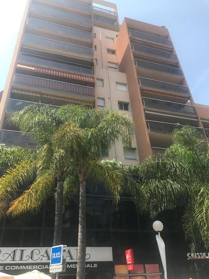 Apartament wakacyjny dla 4 osób, z widok i taras w Monte Carlo
