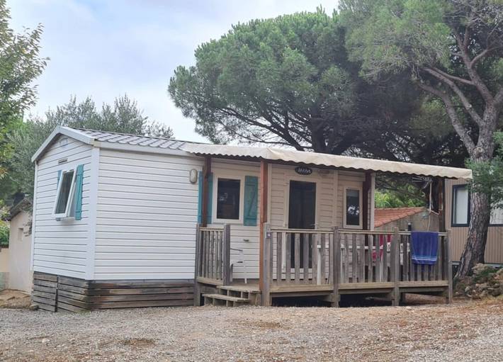 Mobil home pour 4 personnes, avec jacuzzi et bassin pour enfant à Bizanet - 4