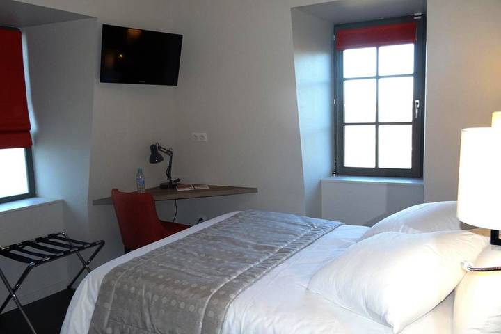 Hôtel pour 2 personnes, avec jardin, animaux acceptés à Arnac-Pompadour - 4