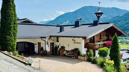 Ferienwohnung für 2 Personen, mit Balkon in Kaisergebirge