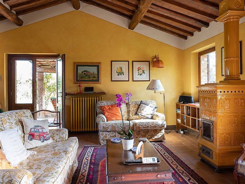 Tritt — Casa vacanze per due persone con piscina a Paciano in Paciano, Perugia e dintorni