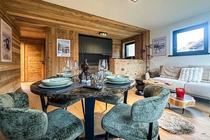 Gîte pour 4 personnes, avec jardin et balcon, animaux acceptés dans Palais Des Sports Et Des Congres Megeve