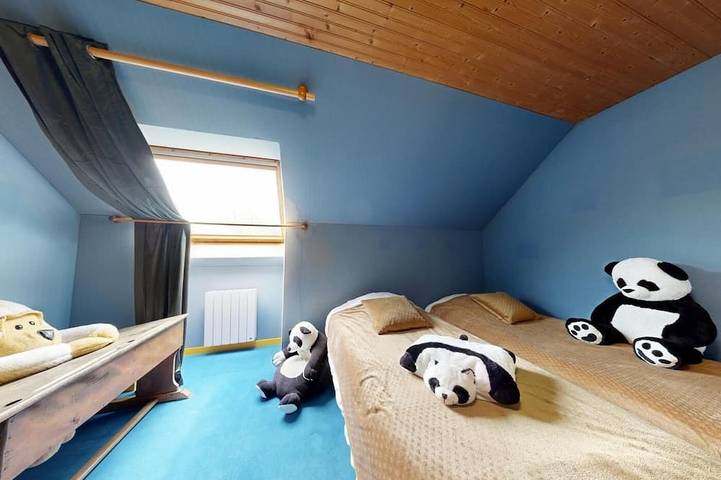 Gîte pour 15 personnes, avec Balcon ainsi que Jardin et Sauna à Hudimesnil - 2