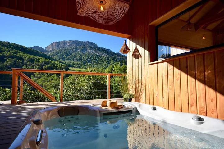 Gîte pour 4 personnes, avec sauna ainsi que jardin et balcon