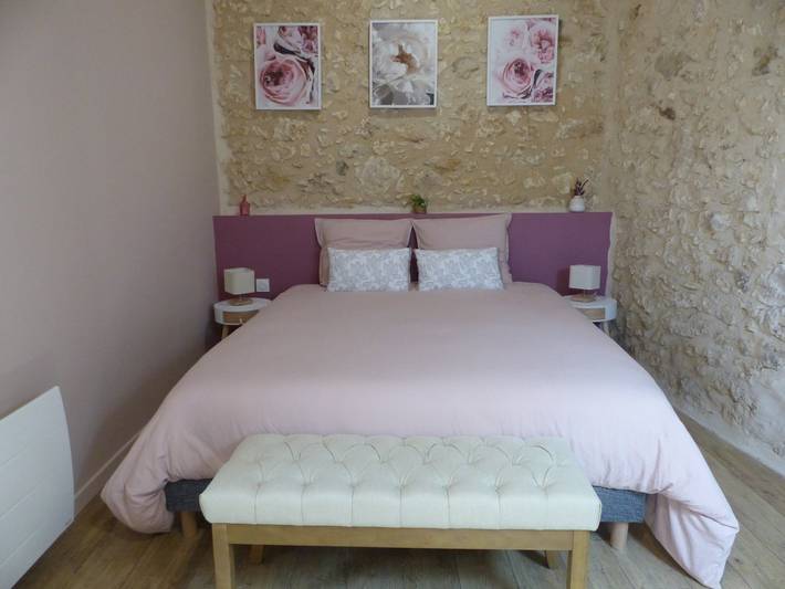 Location de vacances pour 3 personnes, avec piscine et jardin dans Périgord Vert - 2