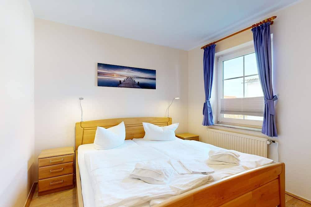 Casa de campo con techo de paja Möwe 01, apartamento de 2 habitaciones, Lancken Granitz - Möwe 01 in Lancken-Granitz, Rügen