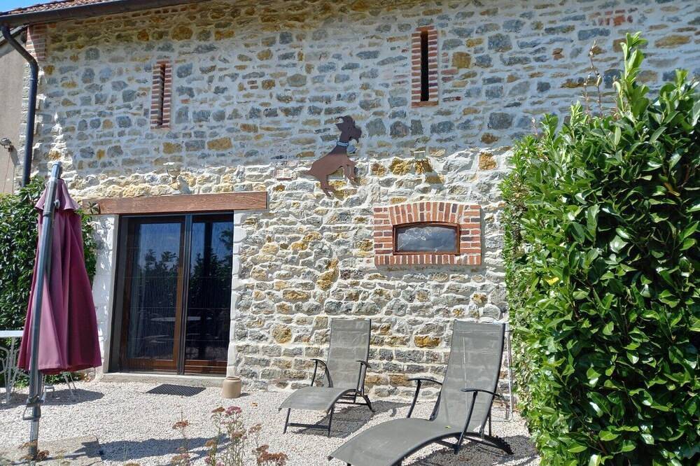 Gîtes des Tissiers langs het zijkanaal van de Loire in Gannay-sur-Loire, Allier