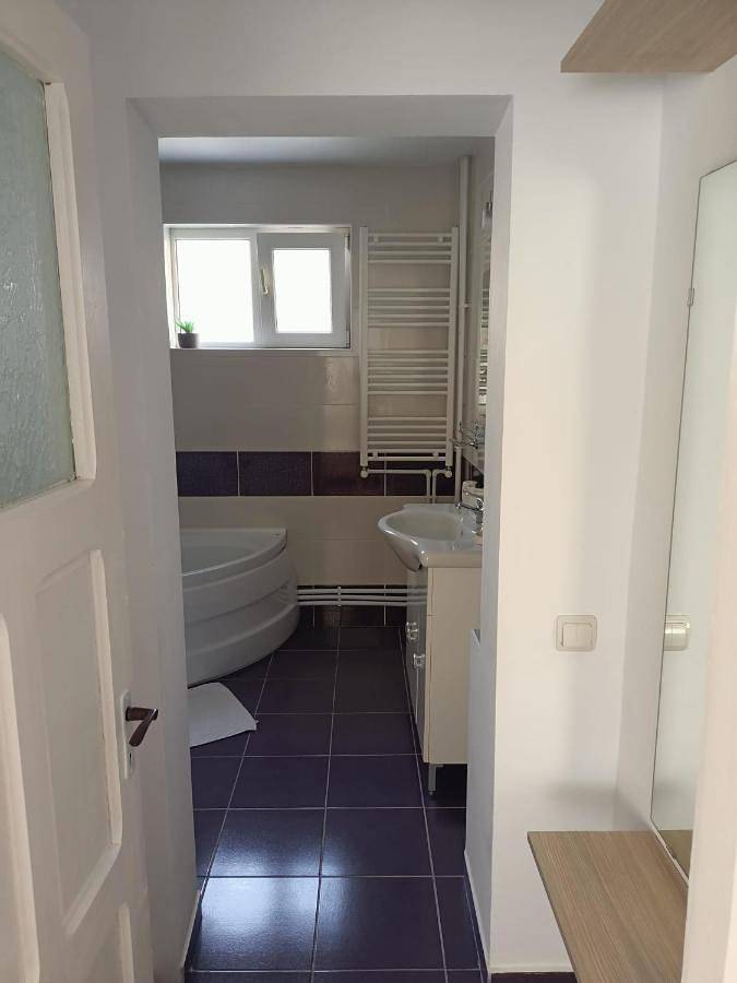 Maison d’hôte pour 2 personnes, avec terrasse ainsi que jardin et vue dans Constanța - 4