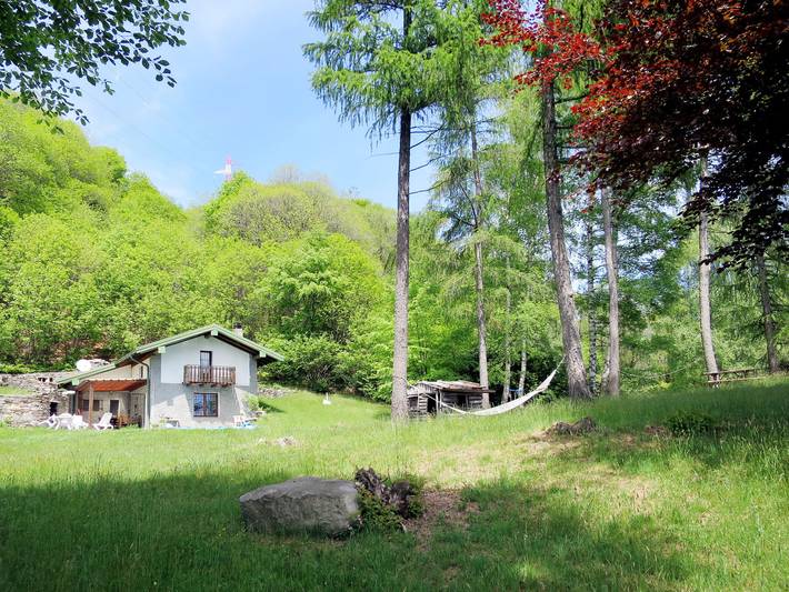 Ferienhaus für 6 Personen, mit Balkon und Terrasse sowie Garten und Seeblick in Trarego Viggiona - 2