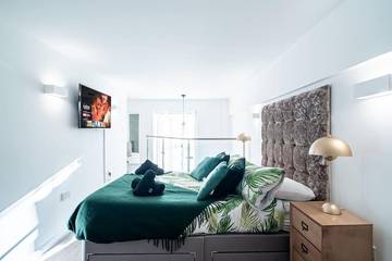 Apartment for 2 People in Huddersfield, West Yorkshire, Photo 2