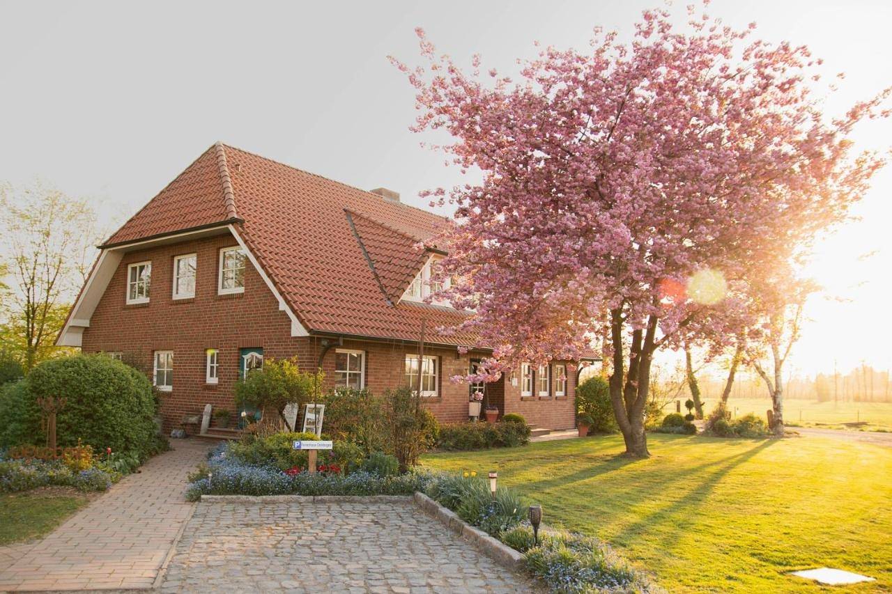 Seven-Bedroom House in Hechthausen, Cuxland
