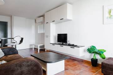 Gîte pour 5 personnes, avec piscine et balcon dans Office De Tourisme De Narbonne Plage